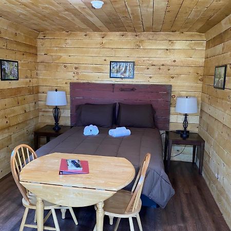 Canal Cabins Paw Paw Εξωτερικό φωτογραφία